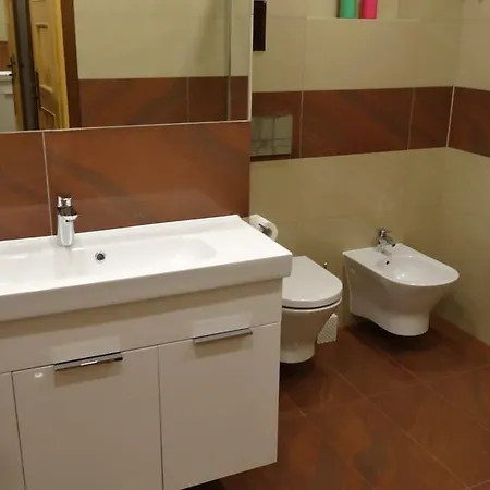 Apartament Skwer Central *